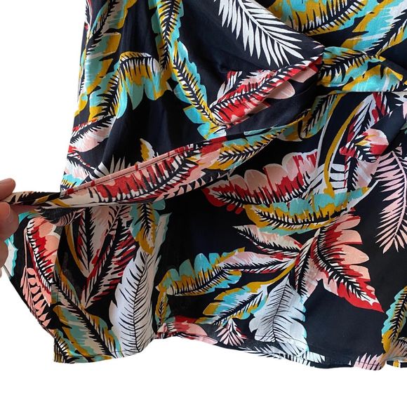 B•O•G Collective Tropical Print Two Piece Wrap Skirt Set | Size Small - Picture 4 of 16